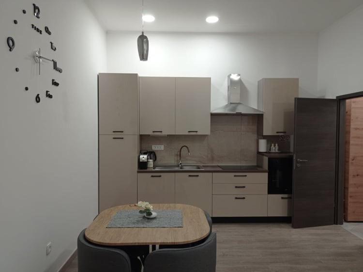 Ferienwohnung Apartman Cezar Rijeka Exterior foto